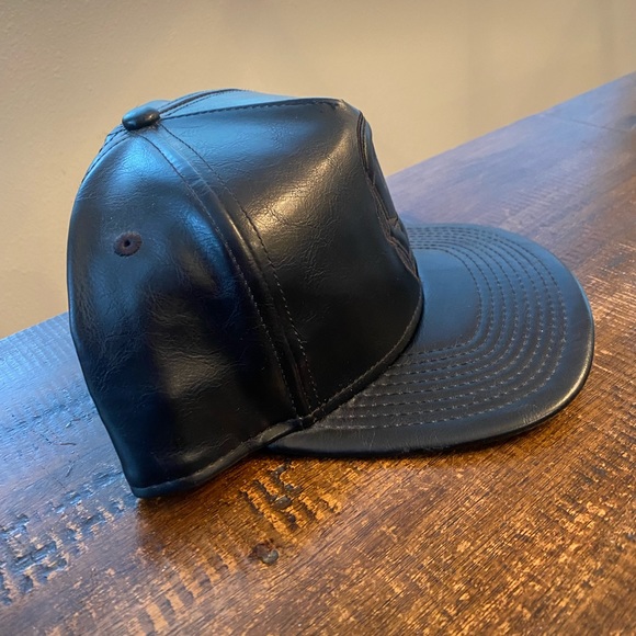 Vintage Marvel Iron Man EXCLUSIVE New Era EUC 5950 faux leather SnapBack RARE - Picture 3 of 8